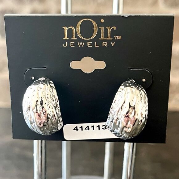 Noir Jewelry Silver Crescent half Hoop Earrings. NWOT - Picture 1 of 4